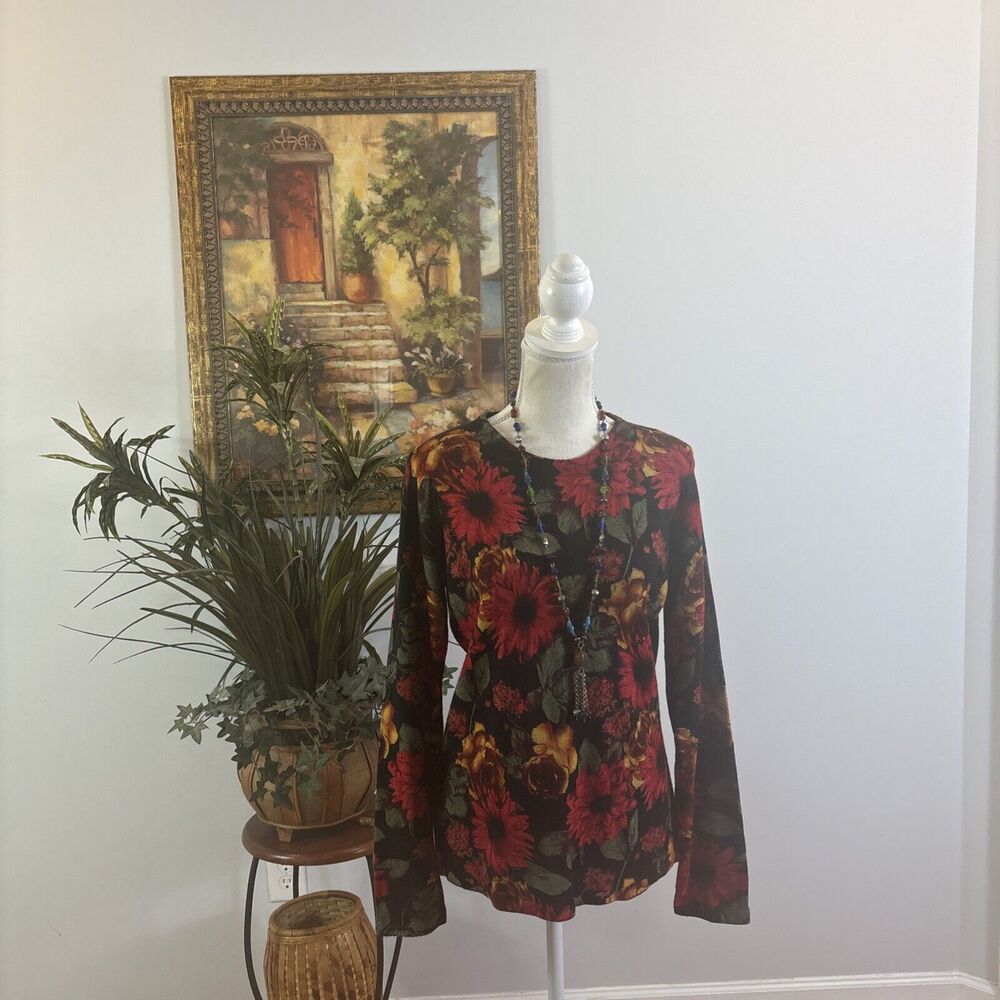 Cathy Daniels Women Size M Floral Knit Sweater Long sleeve Round Neck Pullover